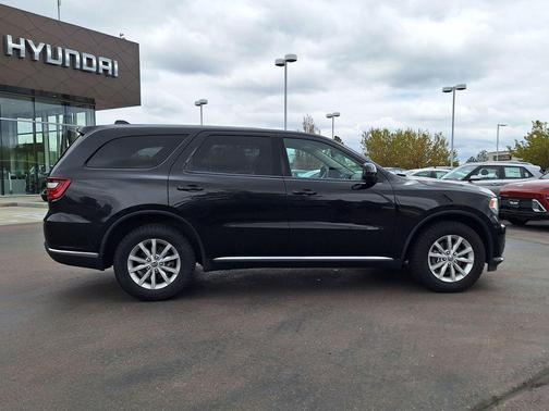 Brilliant Black Crystal Pearlcoat 2014 Dodge Durango SXT
