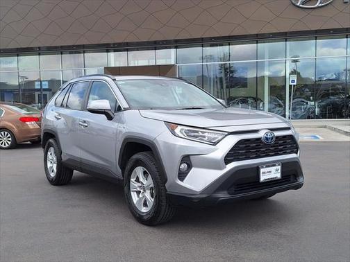 2021 Toyota RAV4 Hybrid XLE