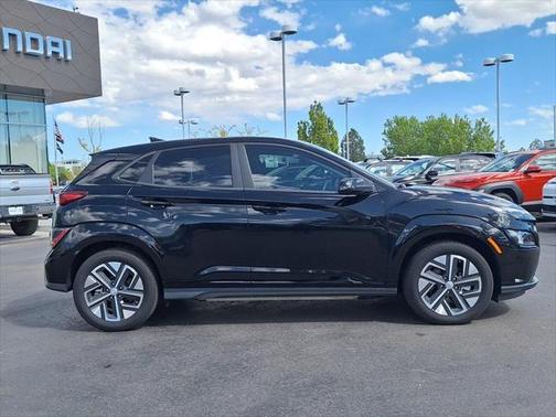2023 Hyundai KONA EV SE