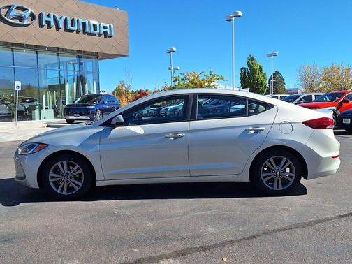 2017 Hyundai ELANTRA Value Edition