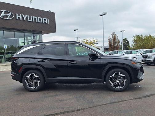 Phantom Black 2023 Hyundai TUCSON Plug-In Hybrid Limited