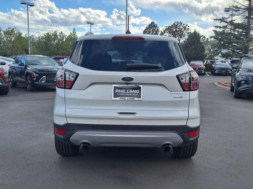 White Platinum Clearcoat Metallic 2018 Ford Escape Titanium