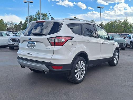 White Platinum Clearcoat Metallic 2018 Ford Escape Titanium