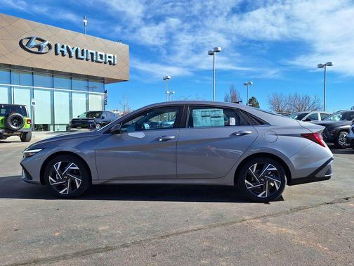 2026 Hyundai ELANTRA HEV Limited