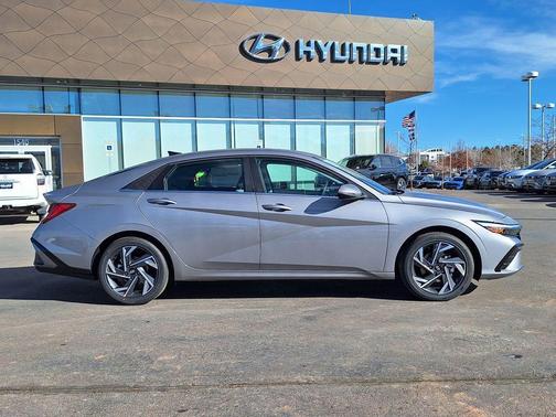 2026 Hyundai ELANTRA HEV Limited