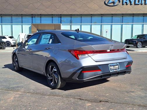 2026 Hyundai ELANTRA HEV Limited