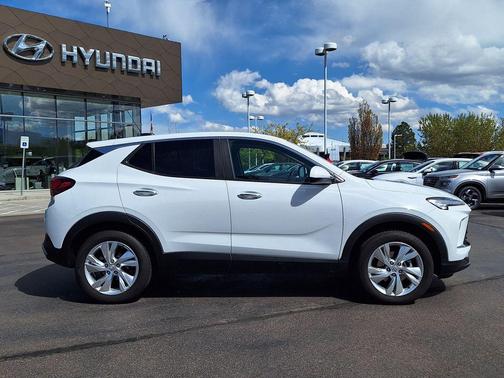 Summit White 2025 Buick Encore GX Preferred
