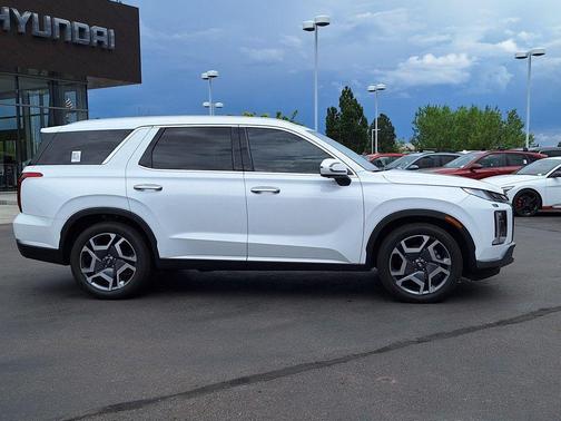 2025 Hyundai PALISADE SEL Premium