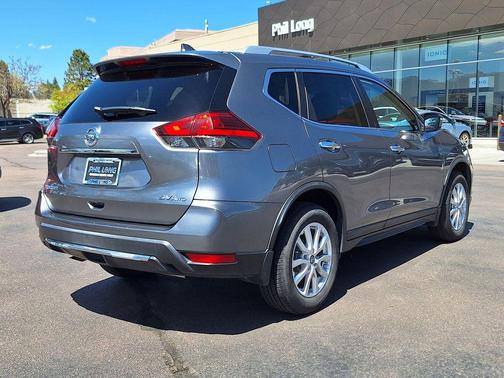 Gun Metallic 2017 Nissan Rogue SV