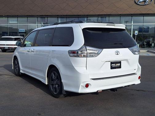 2017 Toyota Sienna SE Premium