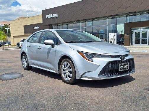 Classic Silver Metallic 2022 Toyota Corolla LE