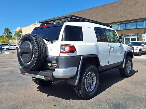 Iceberg 2012 Toyota FJ Cruiser Base