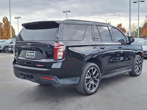 2023 Chevrolet Tahoe 4WD RST