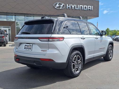 2022 Jeep Grand Cherokee Trailhawk