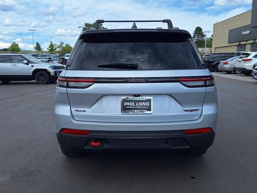2022 Jeep Grand Cherokee Trailhawk