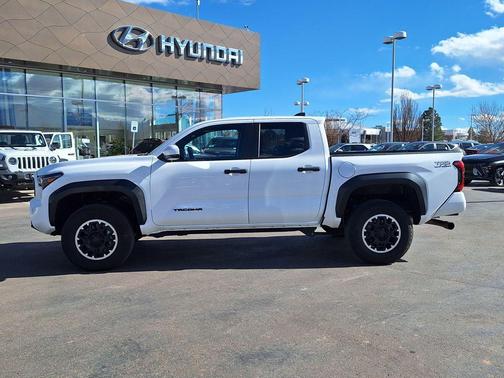 2024 Toyota Tacoma TRD Off-Road