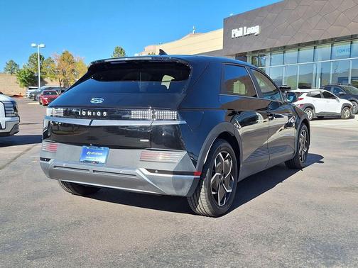 2022 Hyundai IONIQ 5 SE