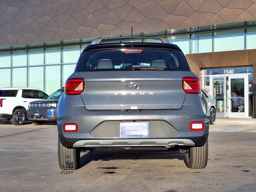 2024 Hyundai VENUE Limited