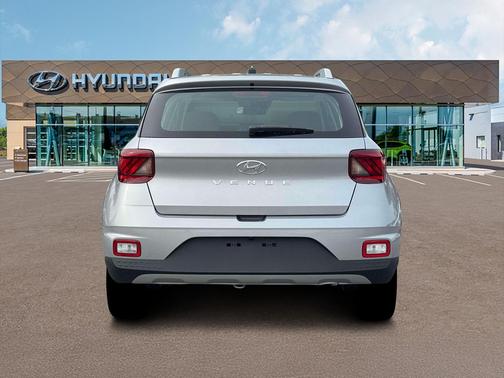 Shimmering Silver 2026 Hyundai VENUE SEL