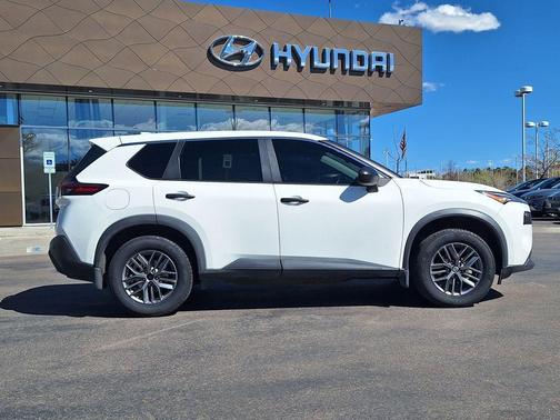 2021 Nissan Rogue S