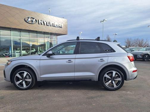 2023 Audi Q5 45 S line Premium Plus