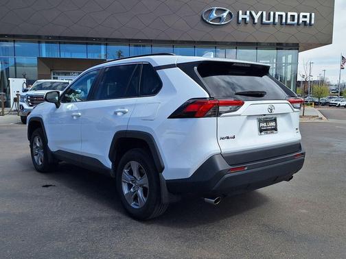 Ice 2024 Toyota RAV4 XLE