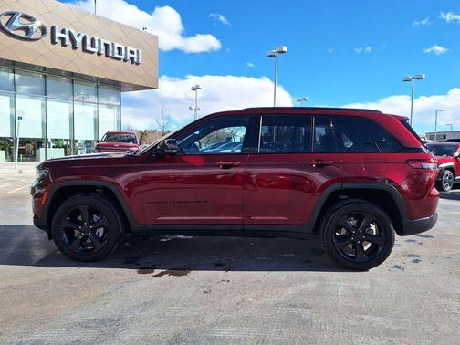 2024 Jeep Grand Cherokee Altitude