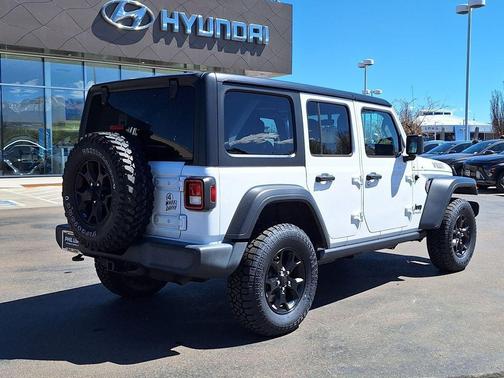 2022 Jeep Wrangler Willys