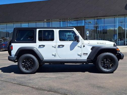 2022 Jeep Wrangler Willys