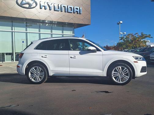 2018 Audi Q5 2.0T Tech Premium
