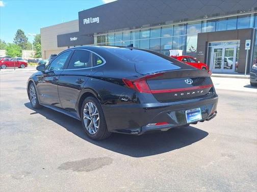 2022 Hyundai SONATA SEL