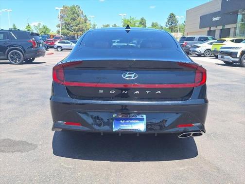 2022 Hyundai SONATA SEL