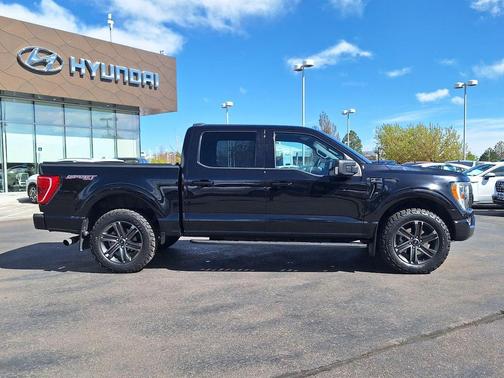 Black 2021 Ford F-150 XLT