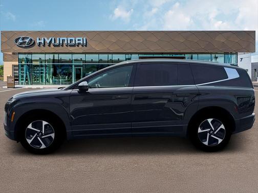 Abyss Black 2026 Hyundai IONIQ 9 SE
