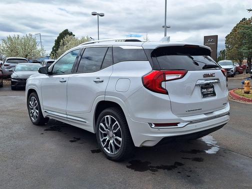 White Frost Tricoat 2023 GMC Terrain Denali