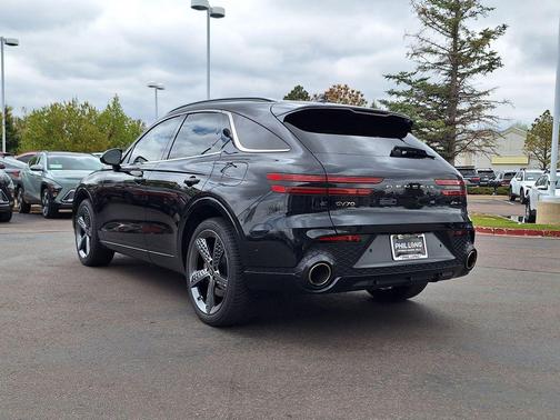 Vik Black 2022 Genesis GV70 3.5T AWD Sport