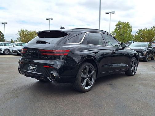 Vik Black 2022 Genesis GV70 3.5T AWD Sport