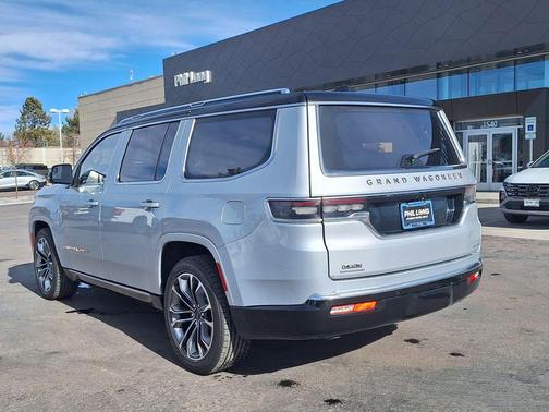 2023 Jeep Grand Wagoneer Series III