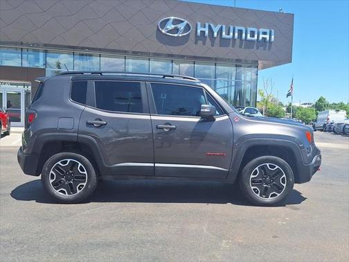 2017 Jeep Renegade Trailhawk