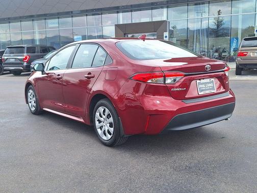 Ruby Flare Pearl 2025 Toyota Corolla LE