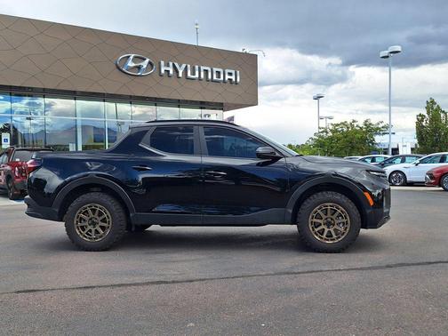 Phantom Black 2023 Hyundai SANTA CRUZ Limited