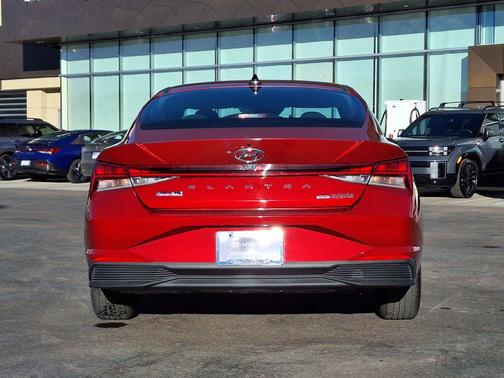2022 Hyundai ELANTRA HEV Blue
