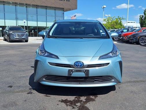 2022 Toyota Prius LE