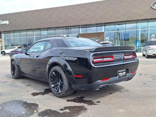 2022 Dodge Challenger R/T Scat Pack Widebody