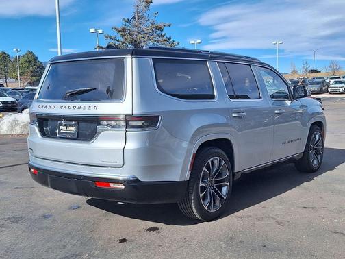 Silver Zynith 2023 Jeep Grand Wagoneer Series III