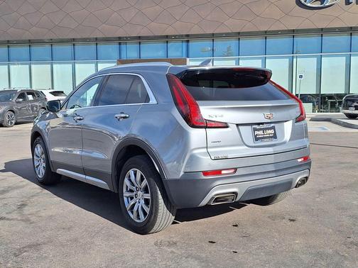2023 Cadillac XT4 Premium Luxury