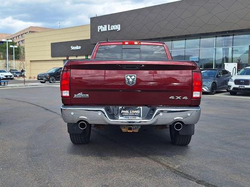 Delmonico Red Pearlcoat 2018 RAM 1500 Big Horn