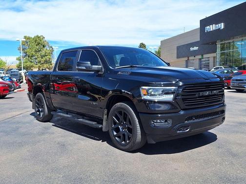 Diamond Black Crystal Pearlcoat 2023 RAM 1500 Sport