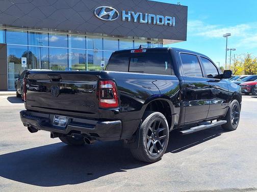 Diamond Black Crystal Pearlcoat 2023 RAM 1500 Sport