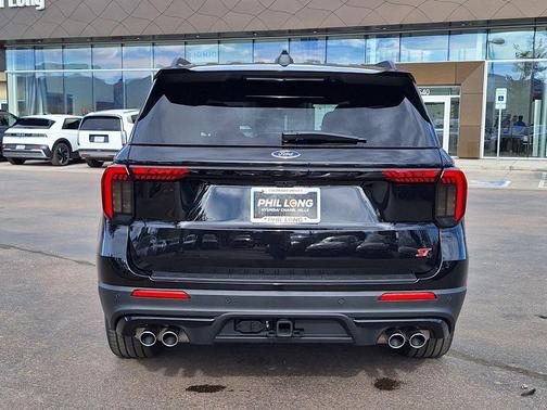Black Metallic 2025 Ford Explorer ST